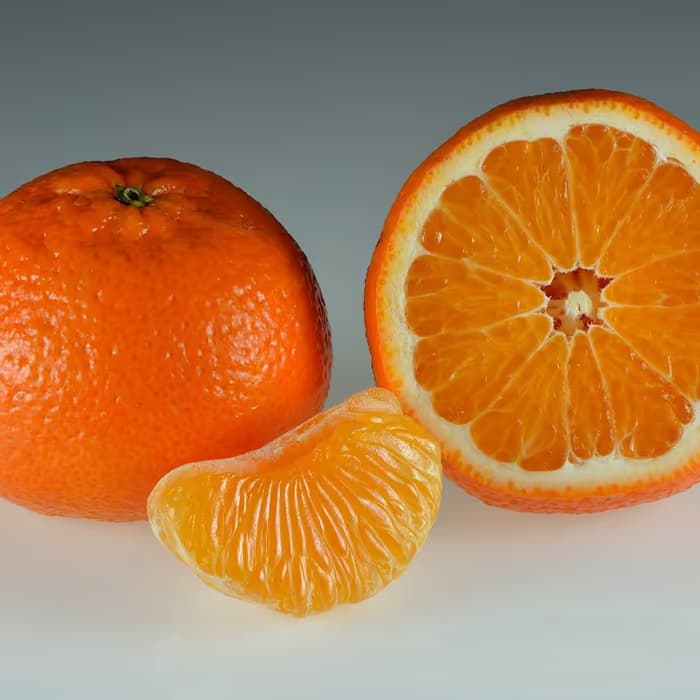 Cáscara verde de mandarina